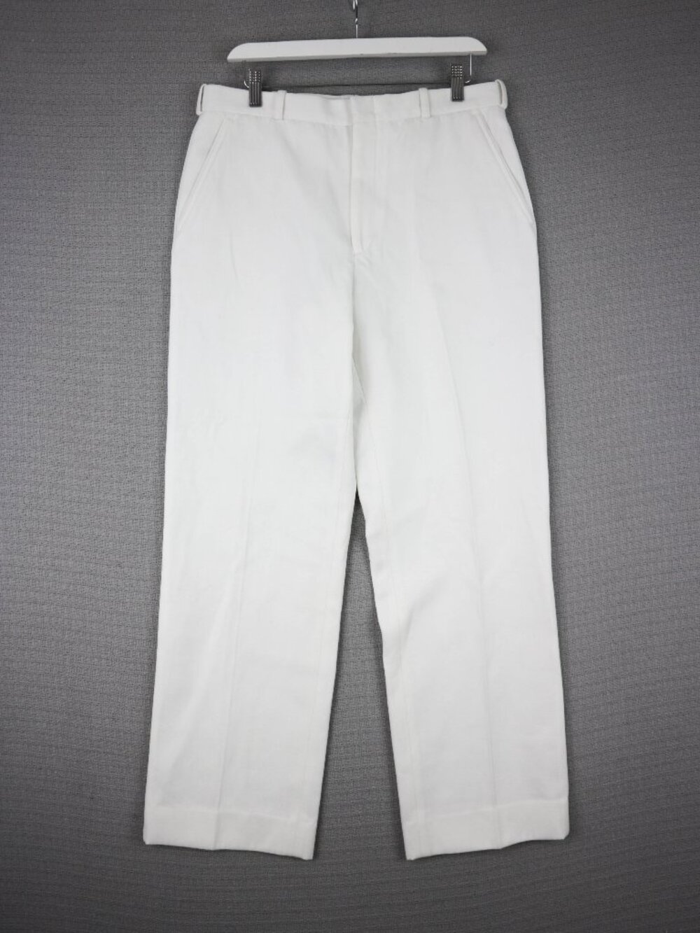 Logistik Straight Cut Polyester Cotton White Slacks Made in Canada 32W